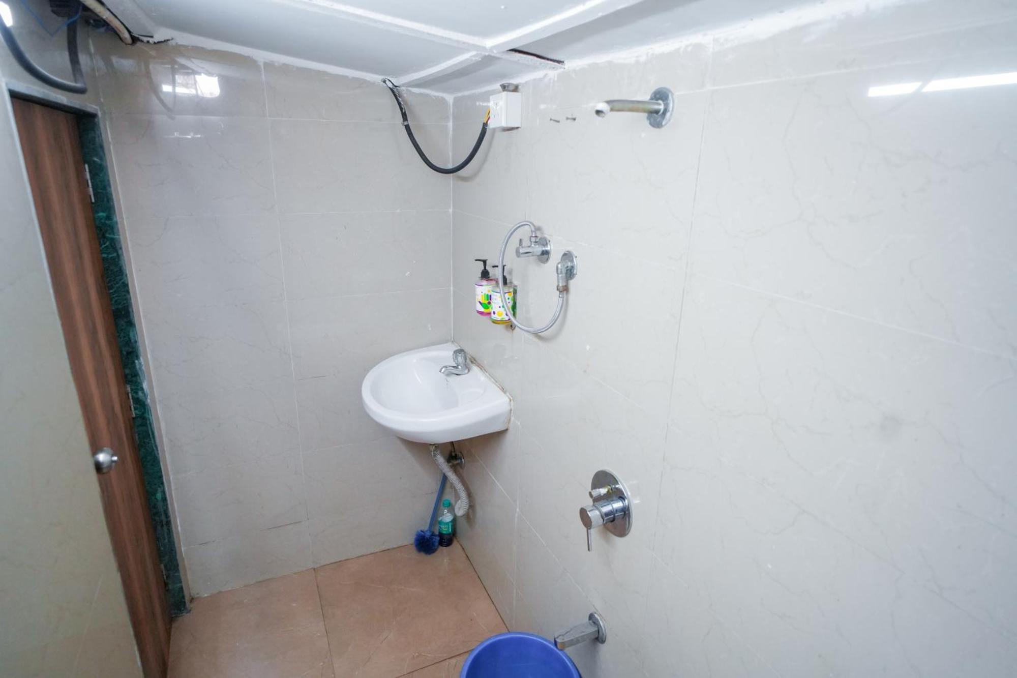 Hotel Skylink Hospitality Mahalaxmi Mumbai  Buitenkant foto